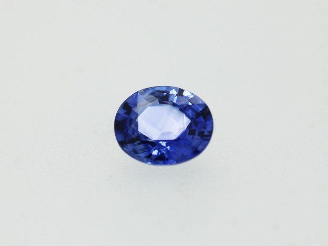 Saphir Ovale 6x5mm 0.69ct