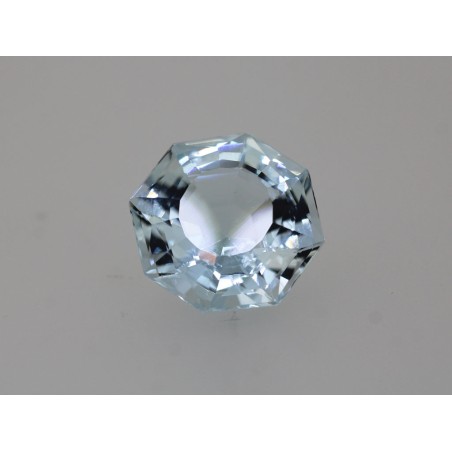 Aigue Marine Fine Hexagone 16x16mm 13.95cts