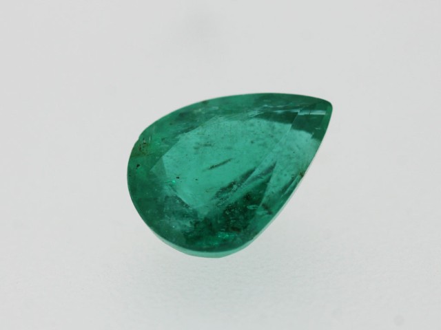 Emeraude poire 8x5.90mm 1.10ct