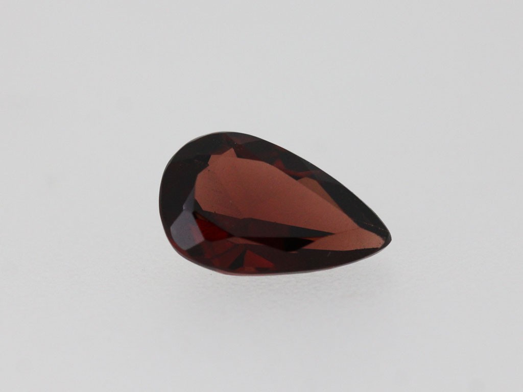 Grenat fin poire 10x6mm 1.77ct