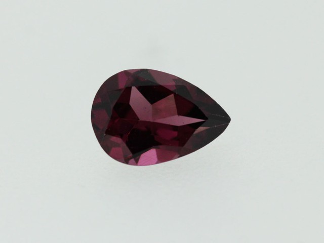 Grenat fin rhodolite poire...