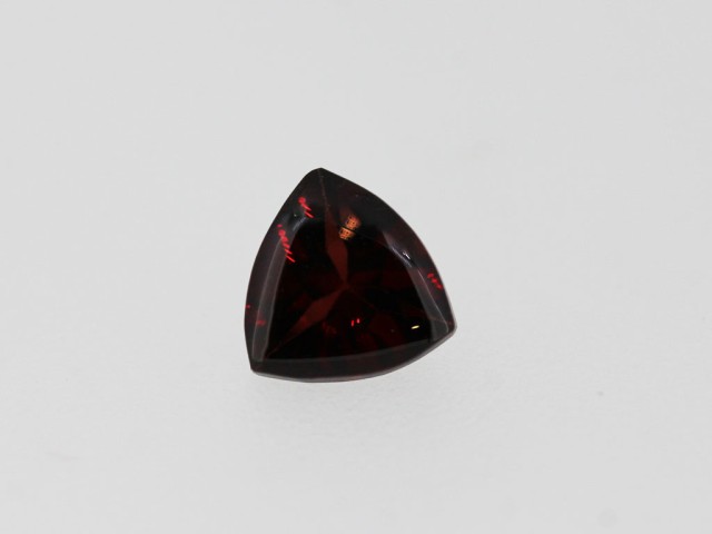 Grenat trillion suiffé 6x6x6mm
