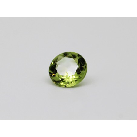 Péridot rond 5.5mm 0.64ct