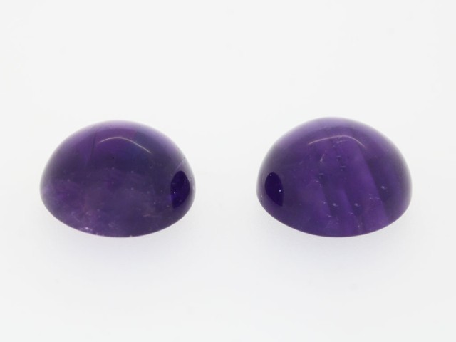 Cabochons Améthystes rondes...