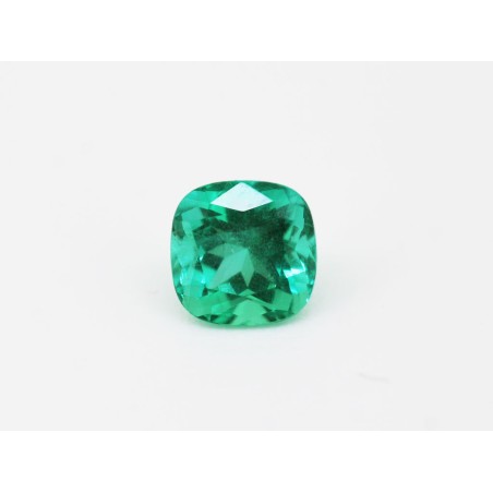 Emeraude coussin 5.5x5.5mm 0.72ct