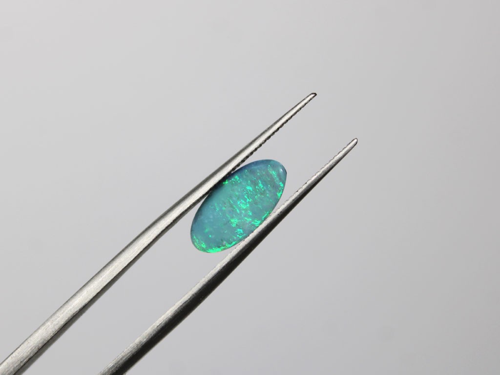 Opale doublet ovale 12x6mm 0.86ct