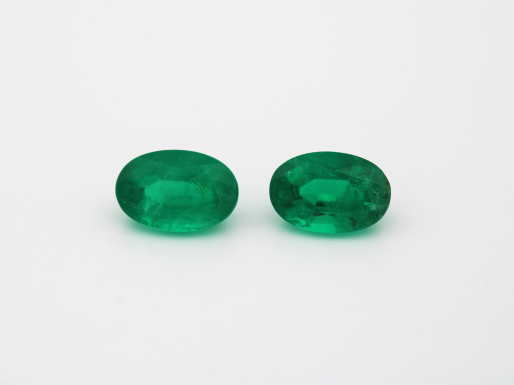 Emeraude fine Ovale 6x4mm 0.47ct