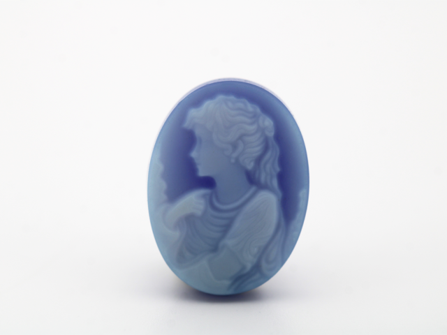 Camée agate bleue ovale...