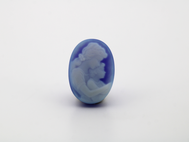 Camée agate bleue ovale...