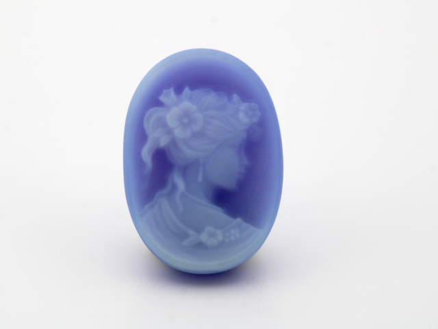 Camée agate bleue ovale...