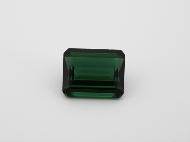 Tourmaline verte RPC 9x7mm...