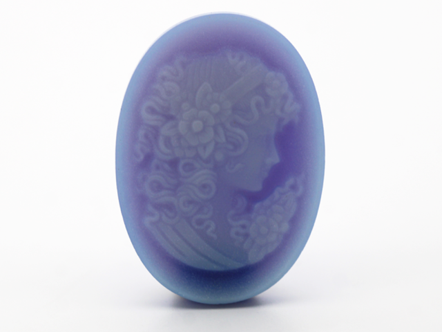 Camée agate bleue ovale...