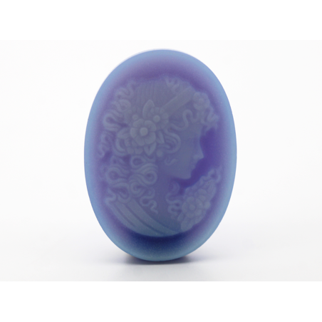 Camée agate bleue ovale 25x18mm 13.24cts