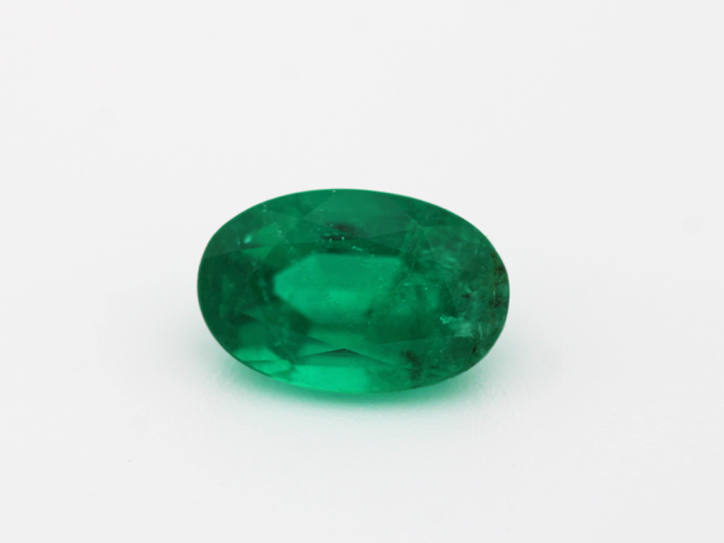 Emeraude fine Ovale 6x4mm 0.47ct