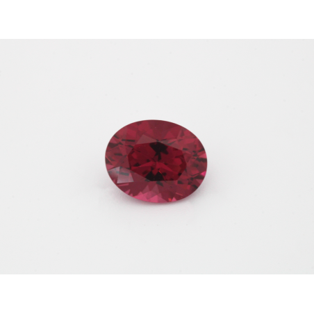 Rhodolite ovale 7x5.8mm 1.30cts