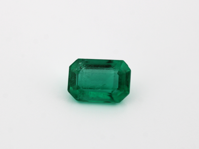Emeraude fine R.P.C 6x4mm...