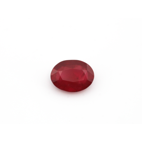 Rubis fin ovale 8x6mm 1.32cts
