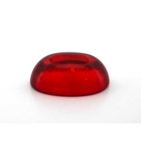 Ambre teintée rouge ovale cabochon 18x13mm 4.92cts