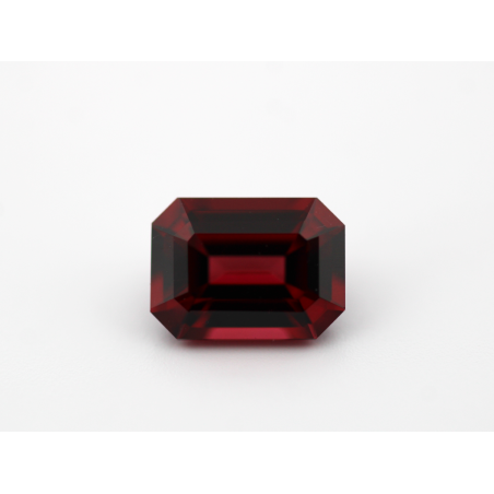 Grenat RPC 7.7x5.6mm 1.77cts