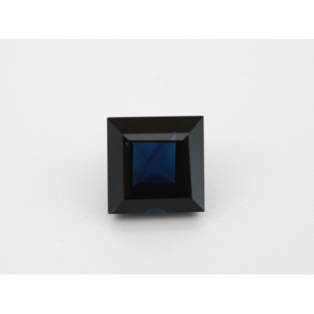 Saphir fin carré 5.6x5.6mm 1.16cts
