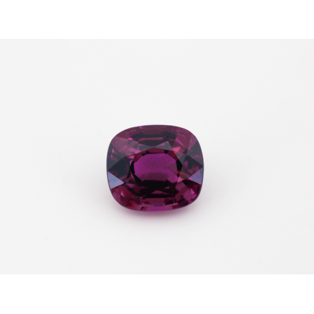 Grenat "purple" R.A 7.7x7mm 2.20cts