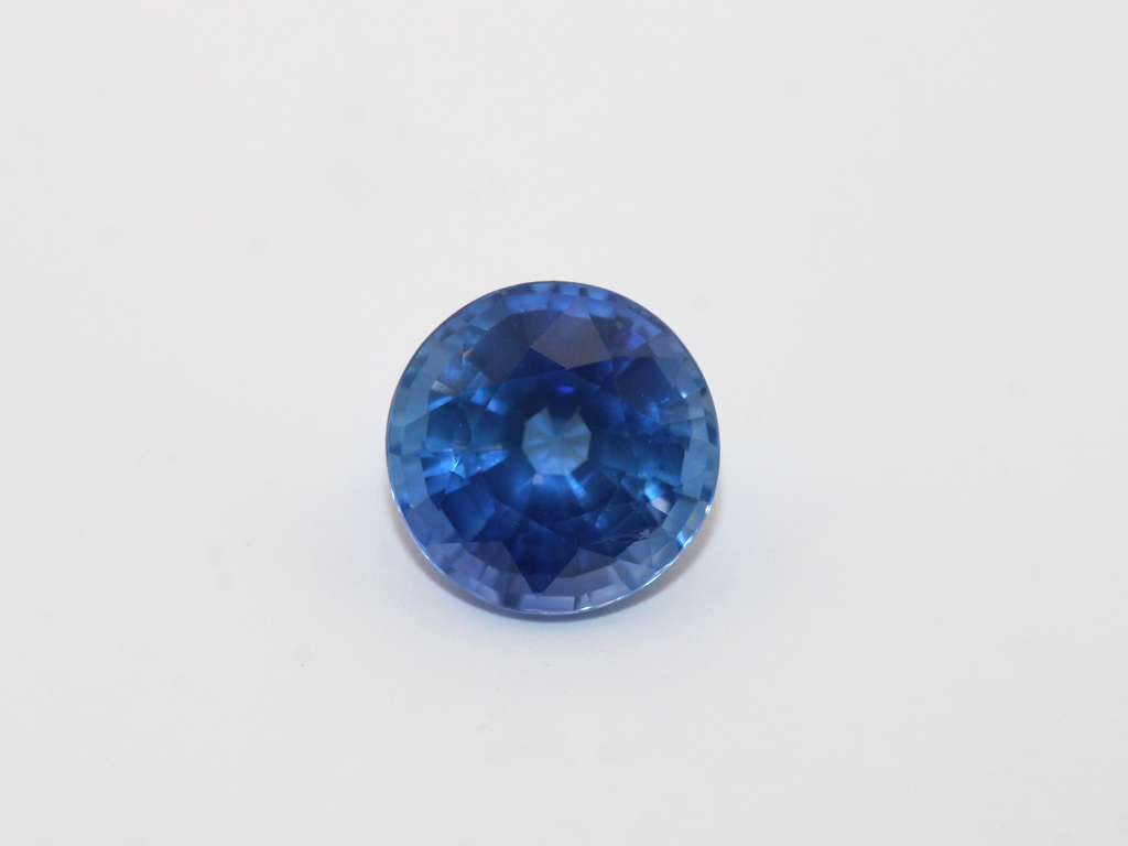 Saphir fin rond 6mm 1.08cts