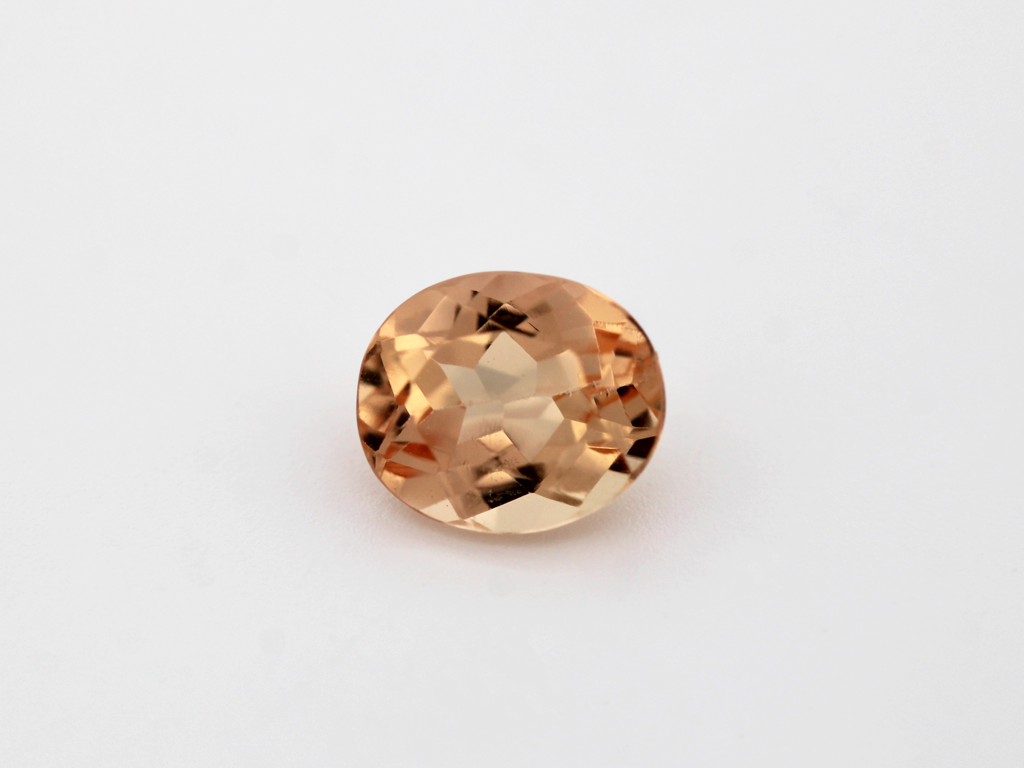 Topaze Impériale Ovale 6.5x5.5x4mm 1.07ct