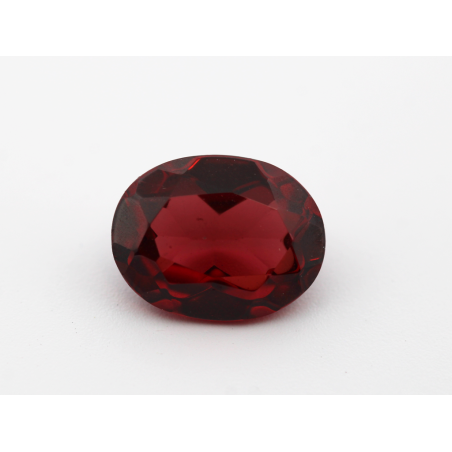 Grenat ovale 9x7mm 2.27cts