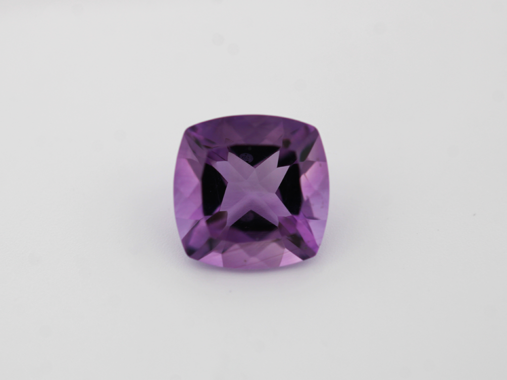 Améthyste fine CA 9x9mm 2.79cts