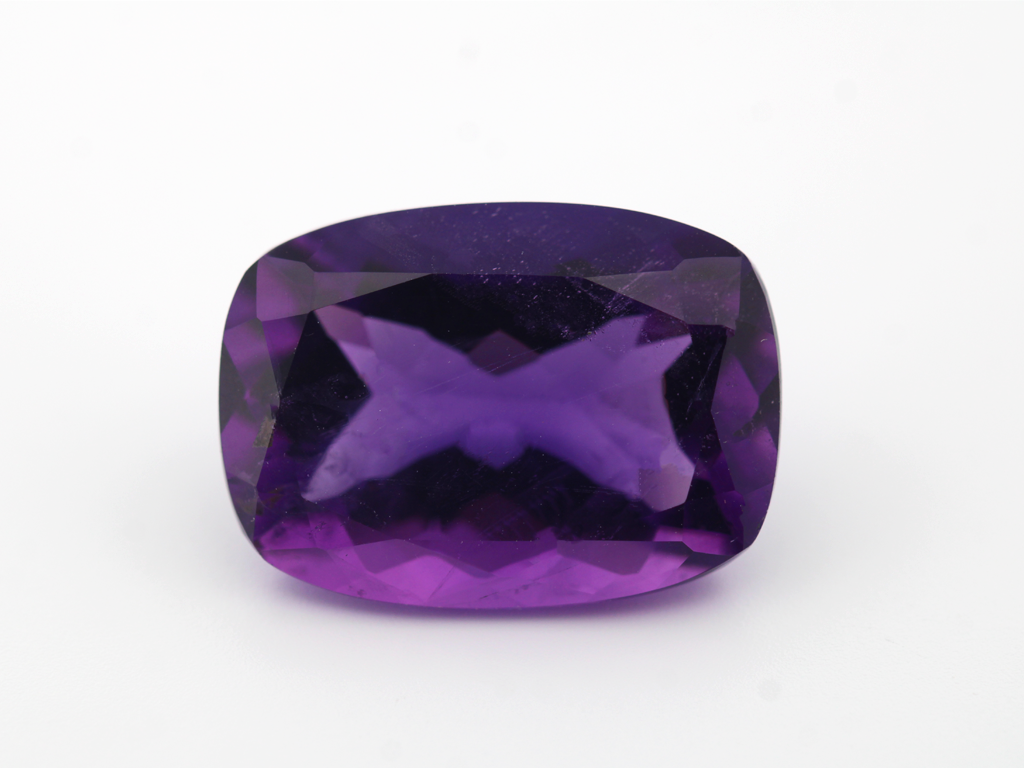 Améthyste Coussin 18x13mm 12.37cts