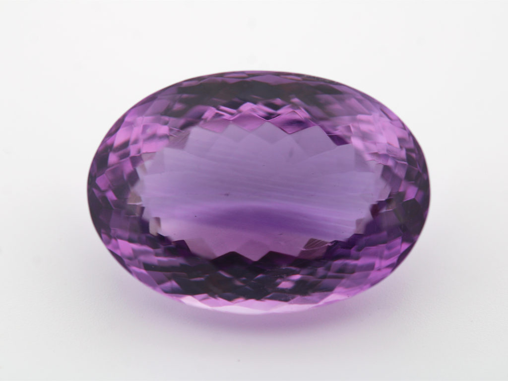 Améthyste Ovale 23.7x16.7mm 31.75cts