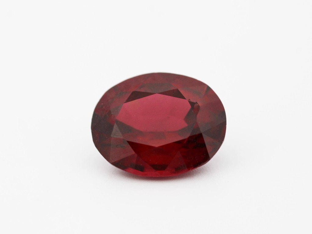 Grenat Rhodolite Ovale 9x7mm 2.48cts
