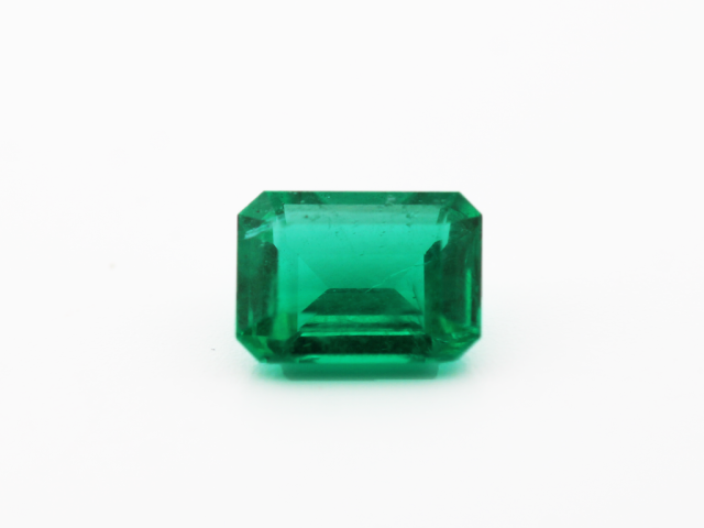 Emeraude fine RPC 7x5mm 0.90ct