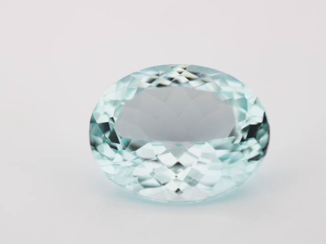 Aigue marine ovale 20x16mm...