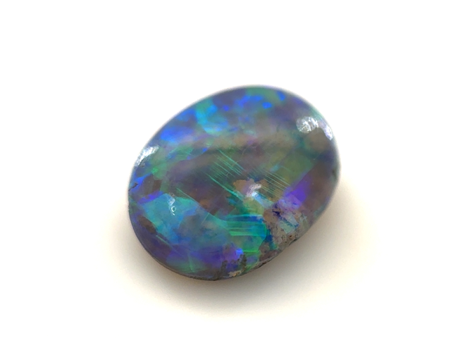 Opale fine ovale 10x7mm 1.52ct