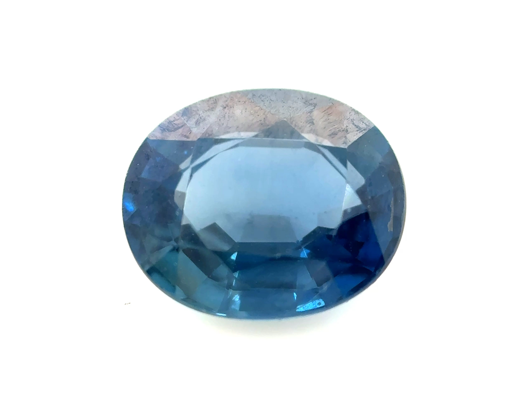 Saphir fin ovale 9x7mm 1.98ct