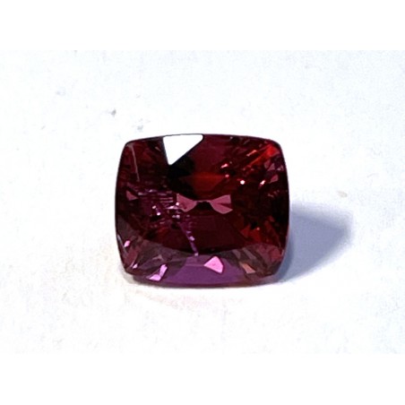 Spinelle Rouge Coussin 6.9x6mm 1.71ct