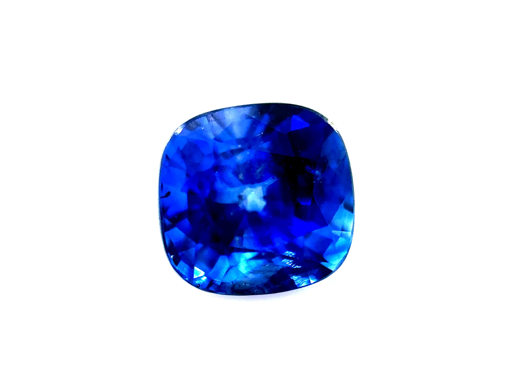 Saphir fin coussin 4.5x4.5mm 0.61ct