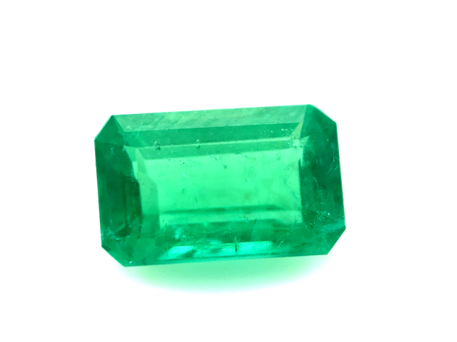 Emeraude fine RPC 8x5.2mm...