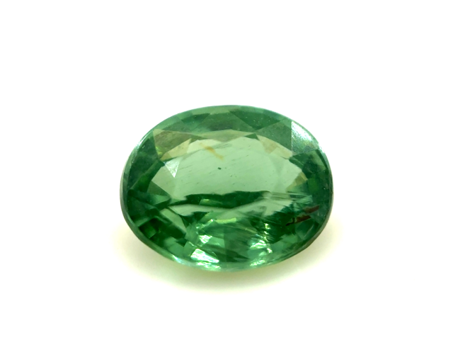 Zircon vert ovale 7.2x5.3mm...