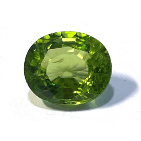 Péridot Ovale 11.8x10.1mm 6.04cts