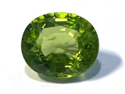 Péridot Ovale 11.8x10.1mm 6.04cts