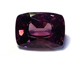 Grenat Rhodolite coussin 9.3x6.7mm 2.64cts