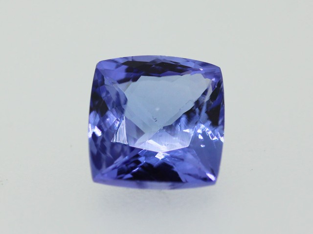 Tanzanite Coussin 8.6x8.5mm...