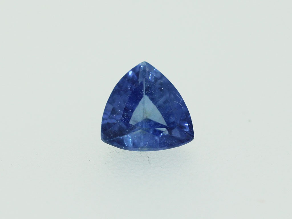 Saphir Troïdia 6x5.8mm 0.86ct