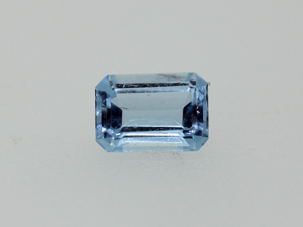 Aigue-Marine RPC 7.1x5mm 0.84ct