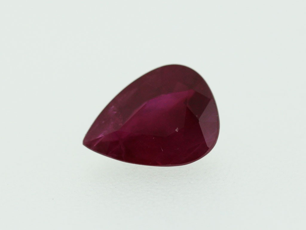 Rubis Poire 8x6mm 1.22ct