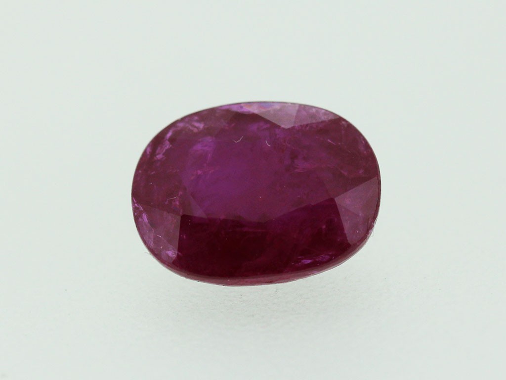 Rubis Ovale 8.1x6.2mm 1.80ct