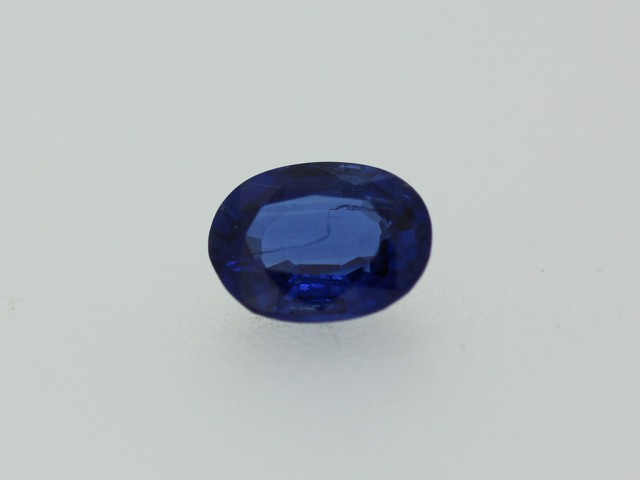 Cyanite Ovale 7.1x5.2mm 1.02ct