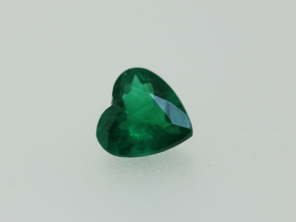 Emeraude Coeur 6x6mm 0.65ct